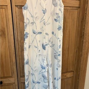 Sleeveless White and Blue Floral jumpsuit